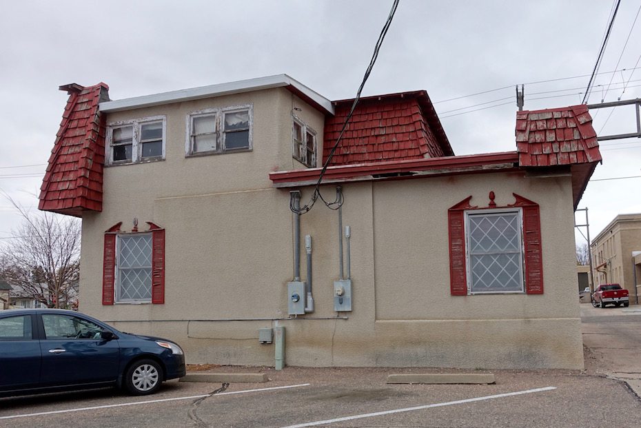 The backs of buildings often yield more information than the fronts.